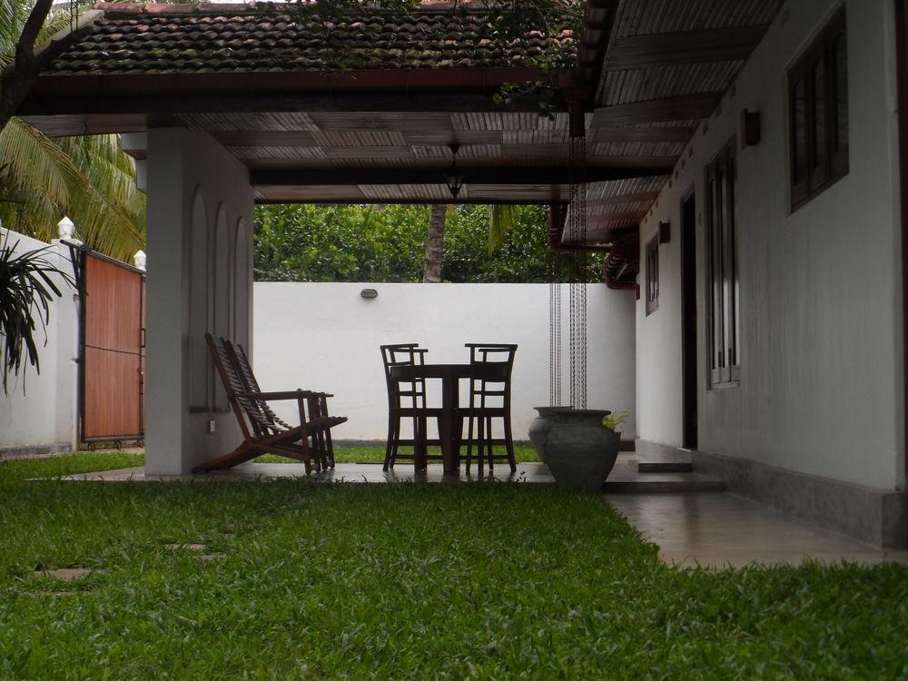 Summer Dew Villa Talpe Kültér fotó